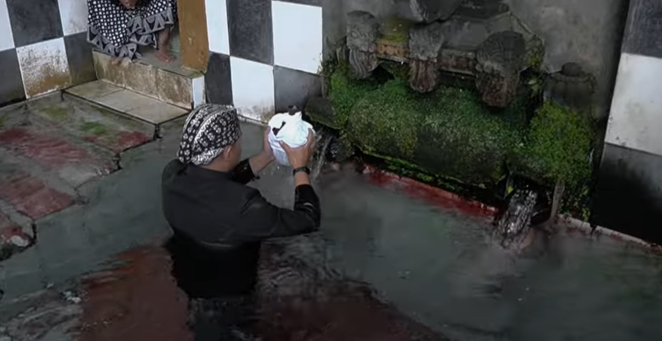 SUSUK WANGAN – Merawat Petilasan Dewi Anjani dan Goa Wanoro (Goa Kera) FOTO
